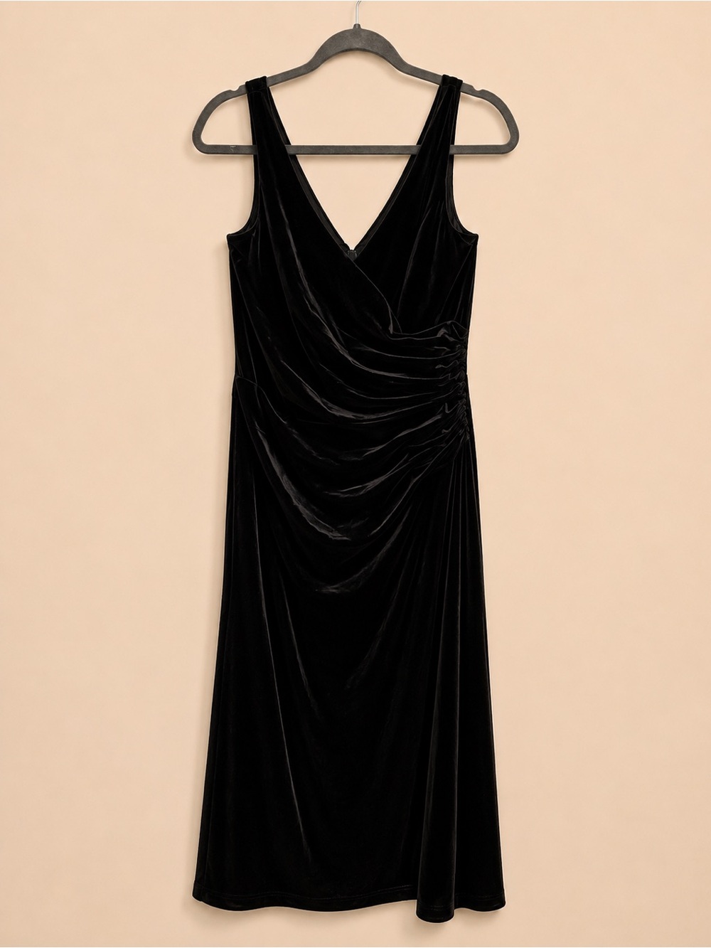 JJs House Black Velvet V-Neck Sleeveless Mermaid Trumpet  Evening Gown Sz 16